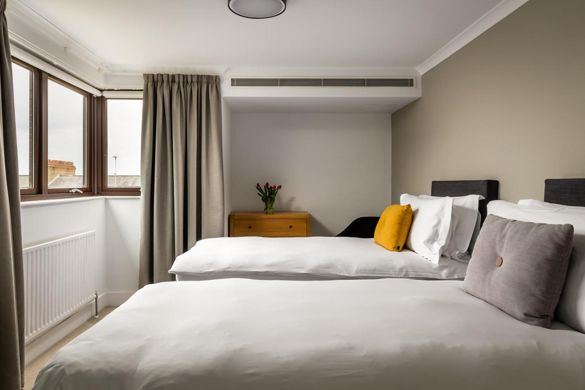Monarch House - Serviced Apartments - Kensington Londyn Zewnętrze zdjęcie