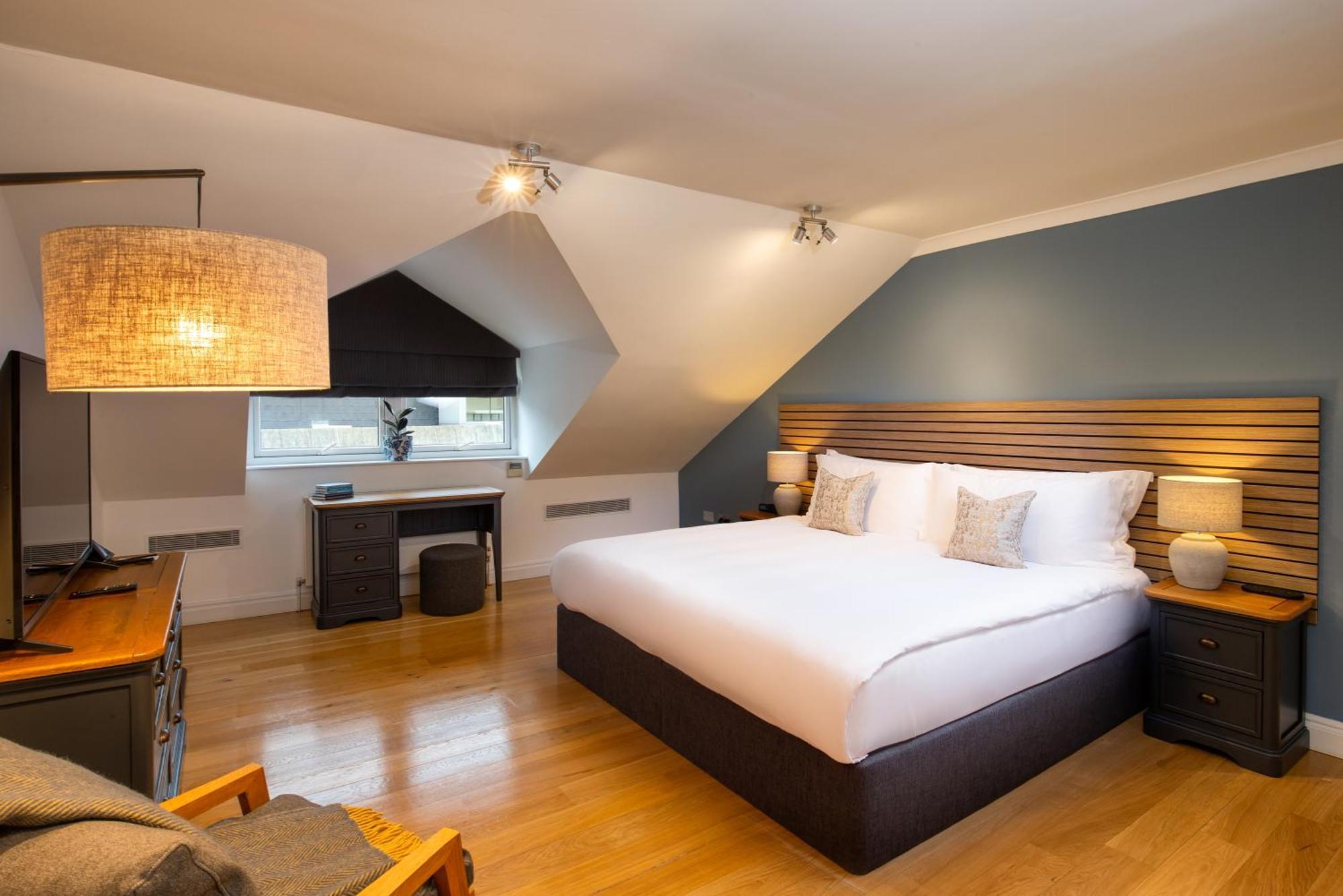 Monarch House - Serviced Apartments - Kensington Londyn Zewnętrze zdjęcie