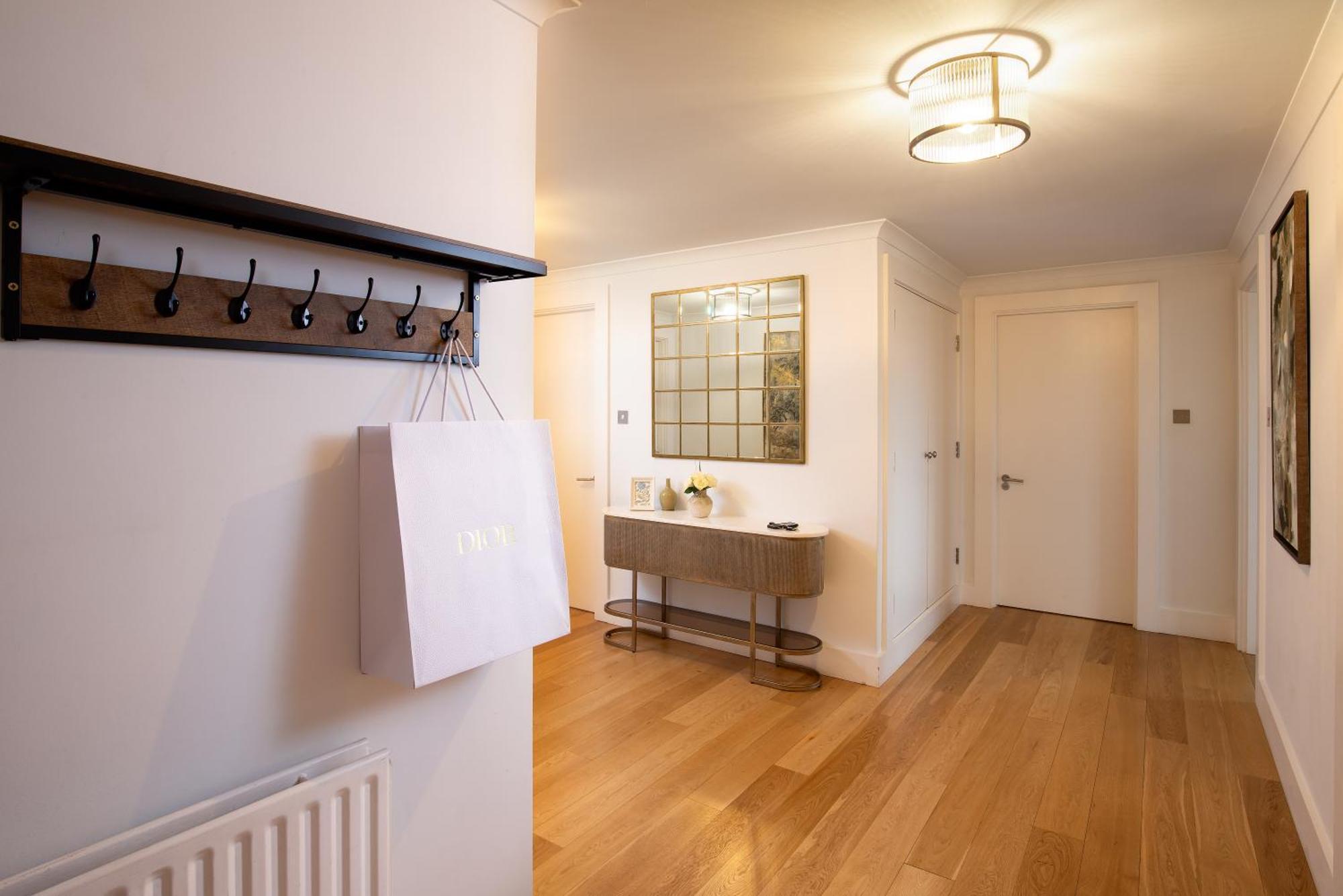 Monarch House - Serviced Apartments - Kensington Londyn Zewnętrze zdjęcie